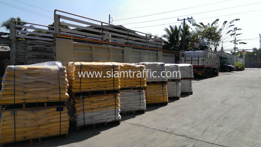 สีตีเส้นจราจรชนิดสีเทอร์โมพลาสติกส่งออกไปประเทศกัมพูชา